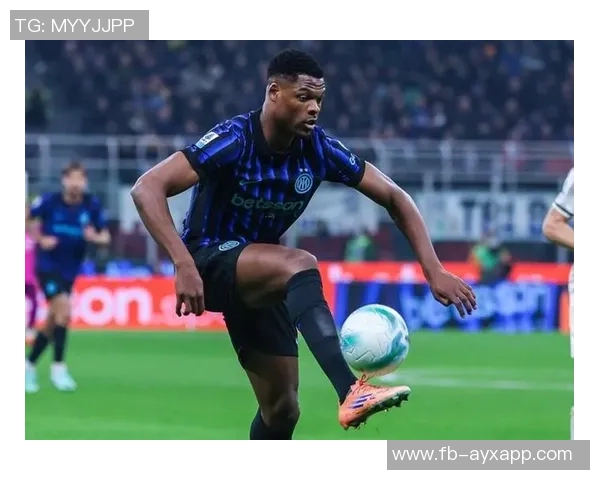 邓弗里斯脚踝持续疼痛或将缺席明年赛季复出计划不明